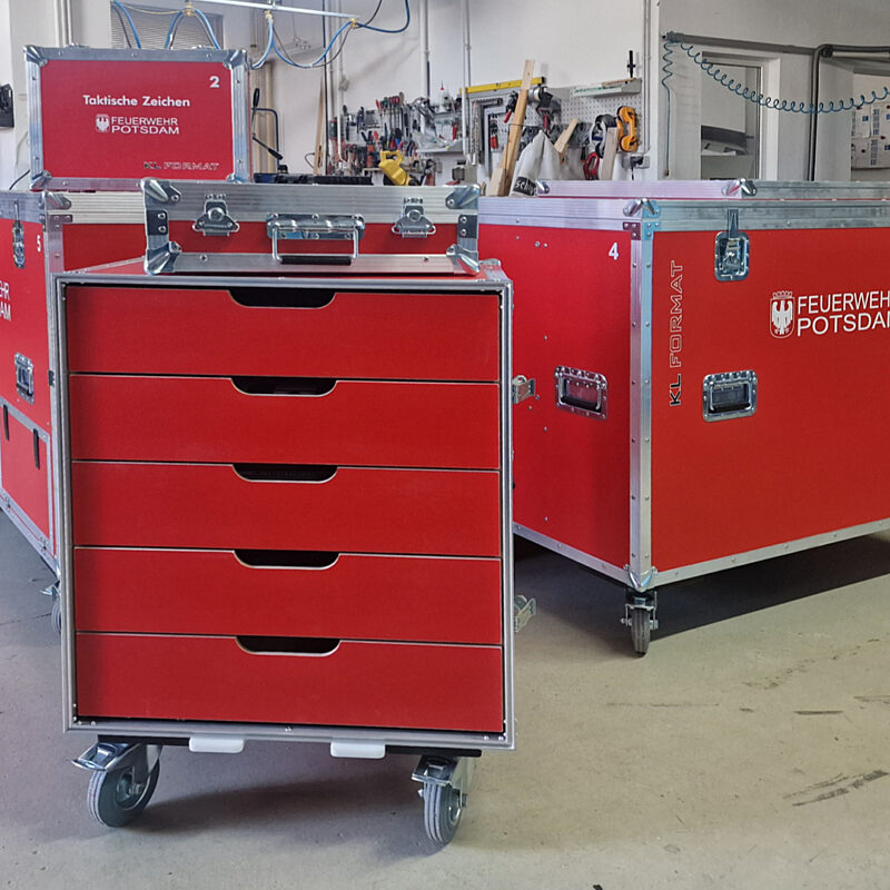 Klapptafel-Rollcontainer, Einsatzkoffer und Flightcase taktische Zeichen - Feuerwehr Potsdam